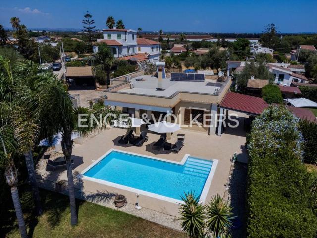 Villa in vendita a Siracusa SR