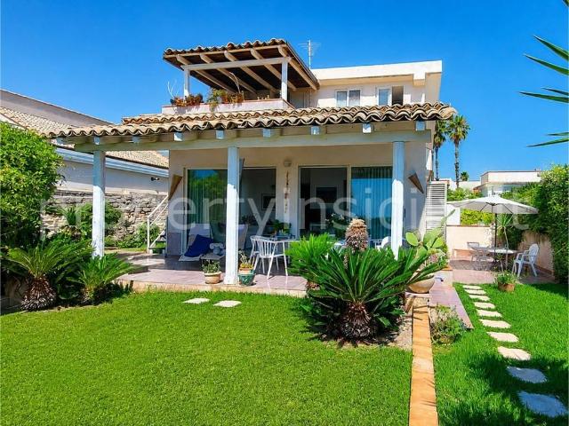 Villa in vendita a Siracusa SR