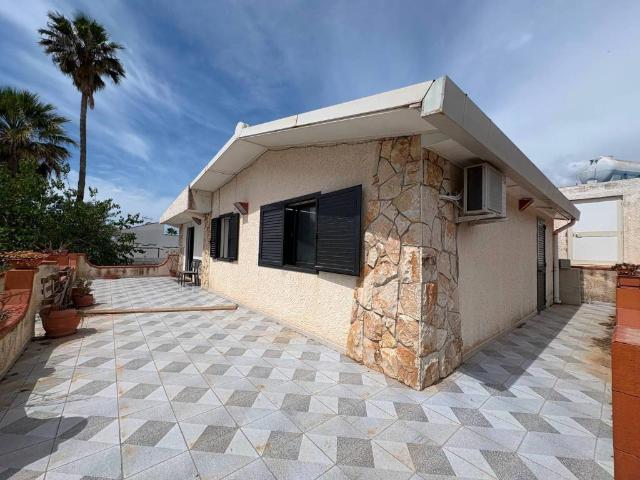 Villa in vendita a Siracusa SR