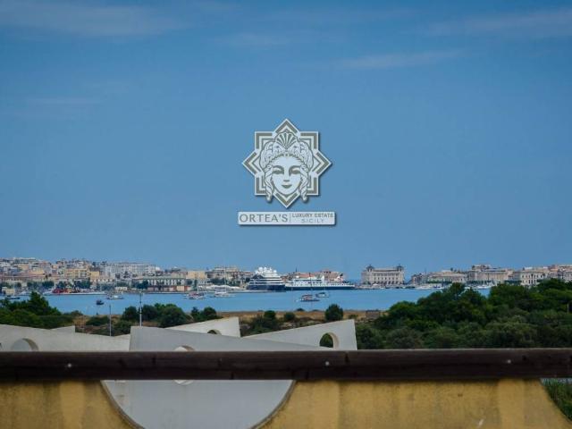 Villa in vendita a Siracusa SR