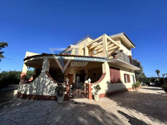 Villa in vendita a Siracusa SR