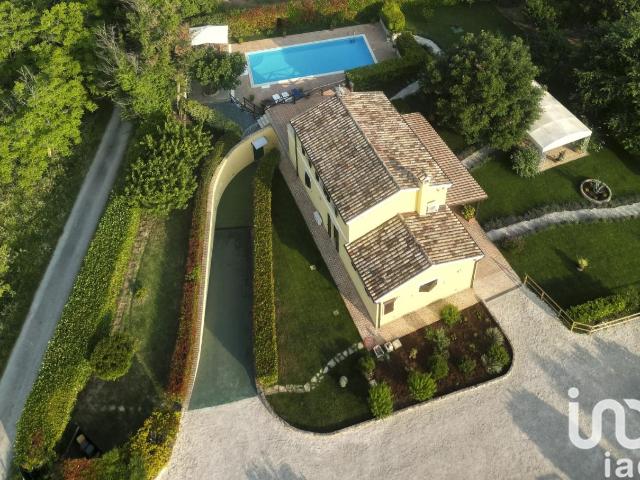 Villa in vendita a Sirolo