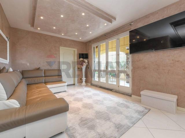 Villa in vendita a Sirmione