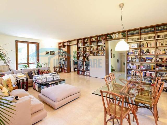 Villa in vendita a Sirtori LC