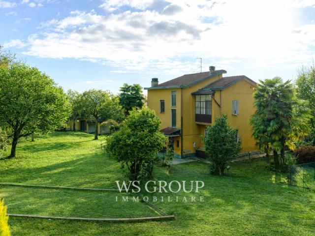 Villa in vendita a Sirtori LC