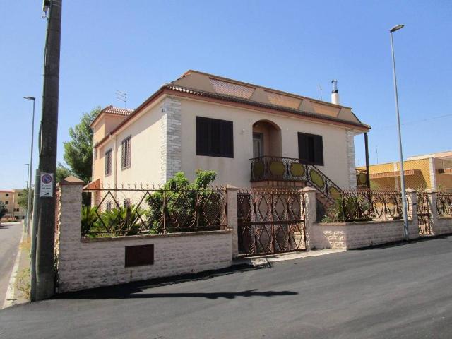 Villa in vendita a Statte TA