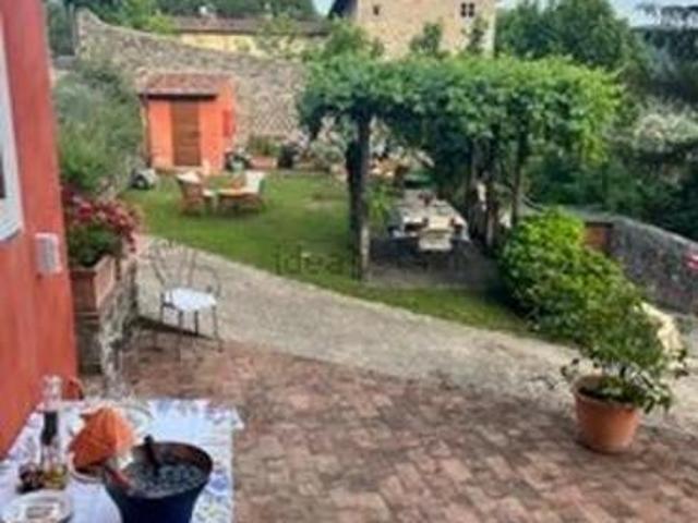 Villa in vendita a Stiava Massarosa 300 mq Rif: 1385056