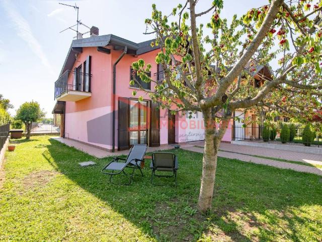 Villa in vendita a Stradella PV