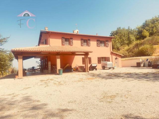 Villa in vendita a Stroncone TR