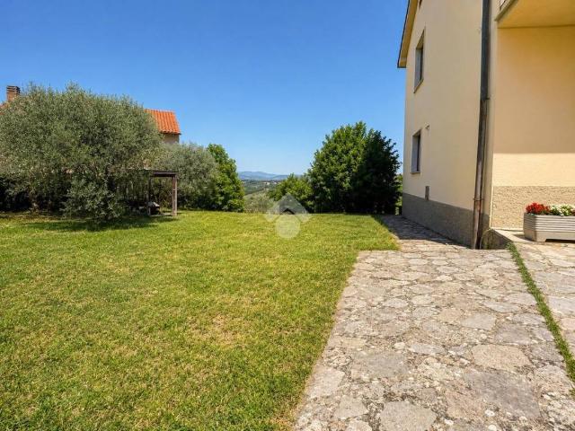 Villa in vendita a Stroncone TR