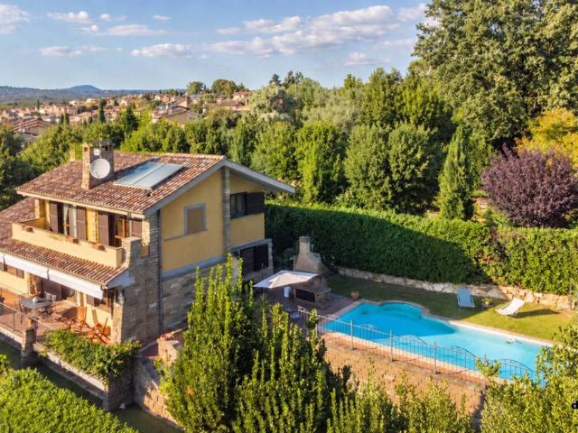 Villa in vendita a Sutri VT