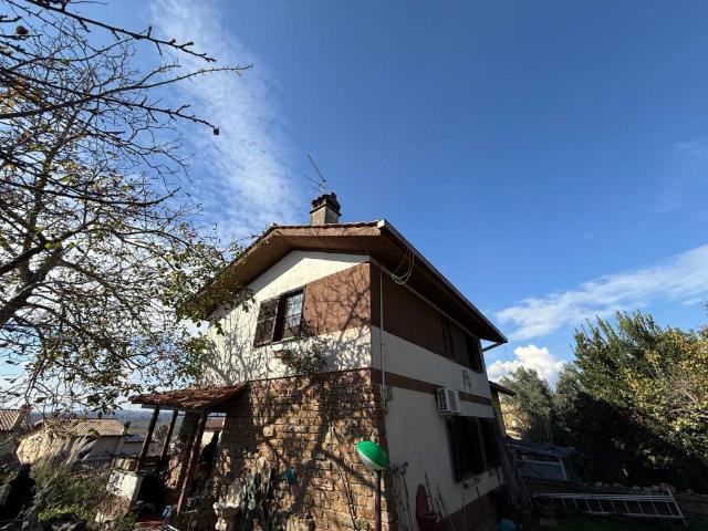Villa in vendita a Sutri VT