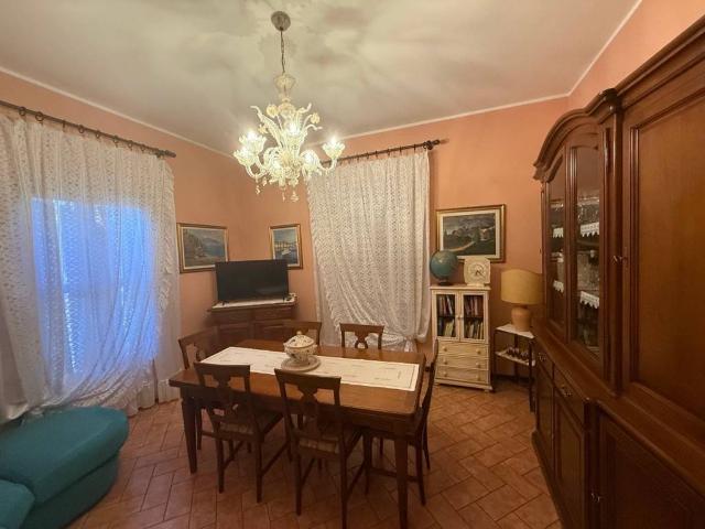 Villa in vendita a Suzzara MN