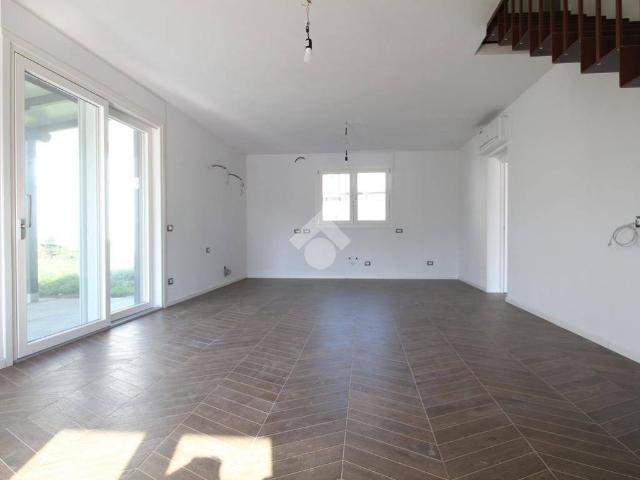 Villa in vendita a Suzzara MN