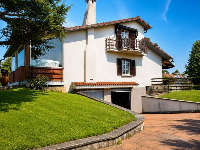 Villa in vendita a Suisio BG
