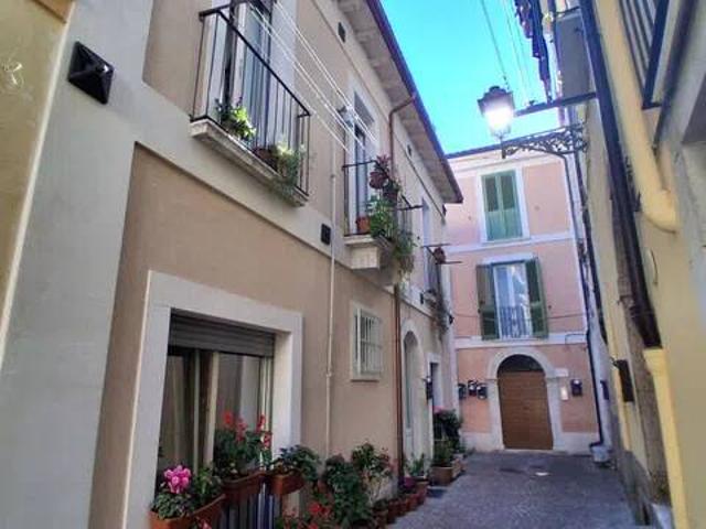 Villa in vendita a Sulmona AQ