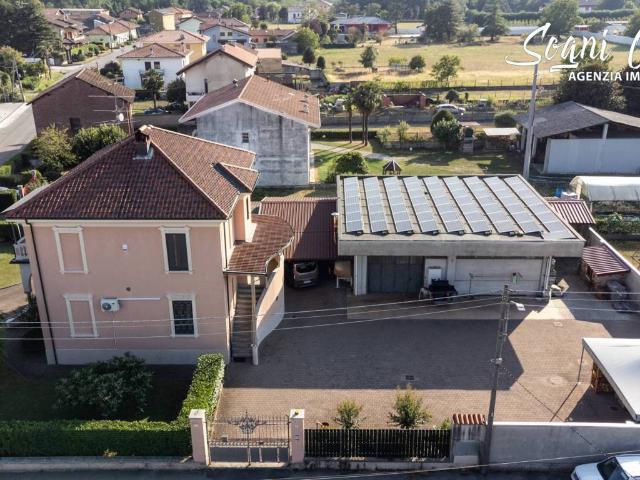 Villa in vendita a Suno NO