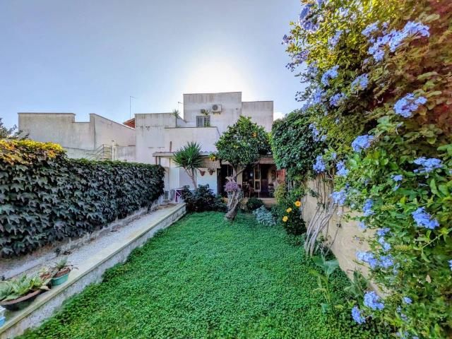 Villa in vendita a Surano LE