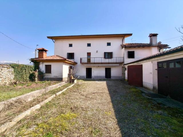Villa in vendita a Povoletto UD