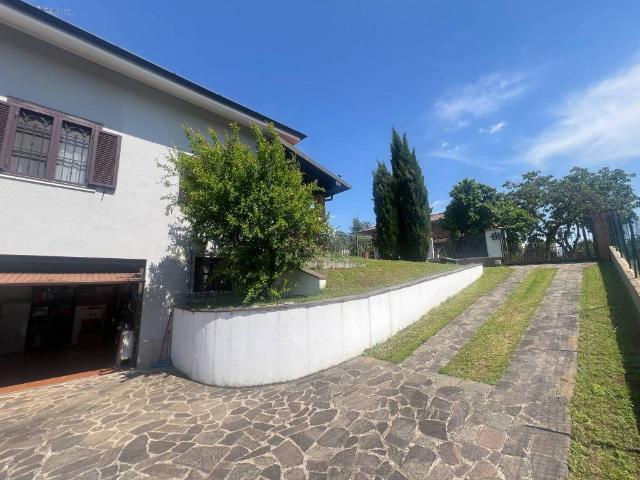 Villa in vendita a Pozzo d'Adda MI