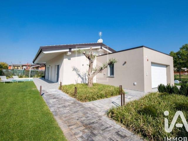 Villa in vendita a Pozzolengo