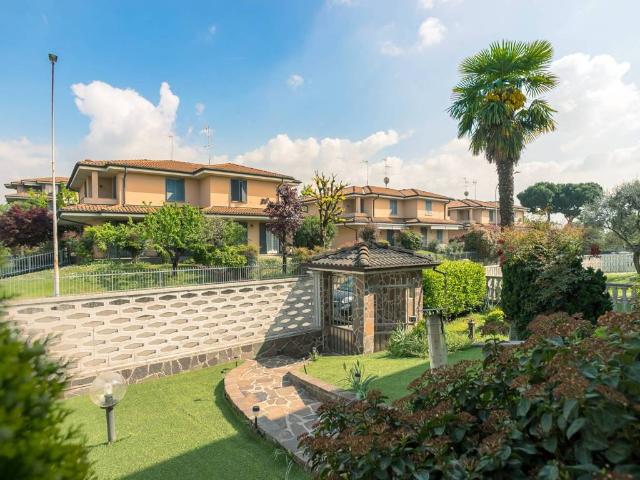 Villa in vendita a Pozzuolo Martesana MI