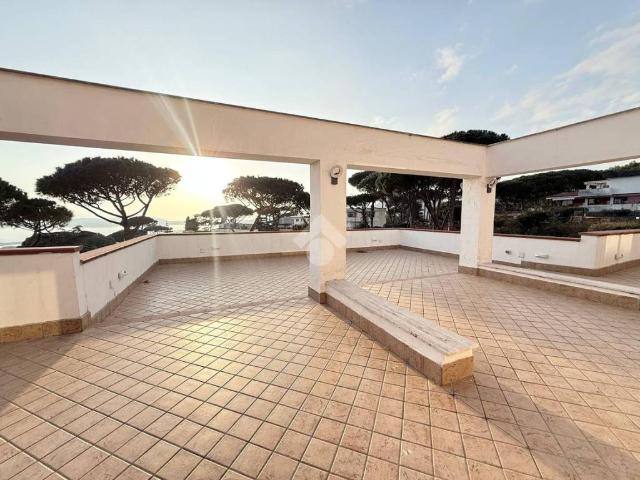 Villa in vendita a Pozzuoli NA