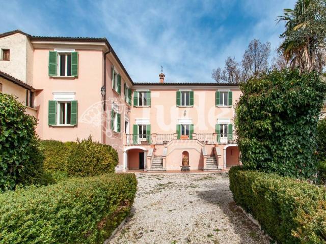 Villa in vendita a Poggio Bustone RI