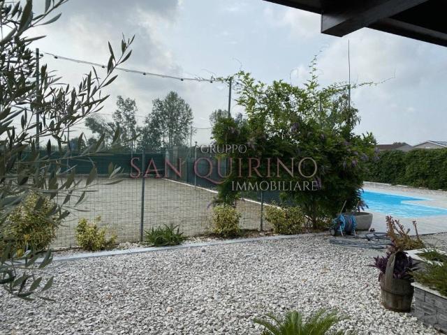 Villa in vendita a Poggio Rusco MN