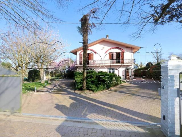 Villa in vendita a Poggio Renatico FE