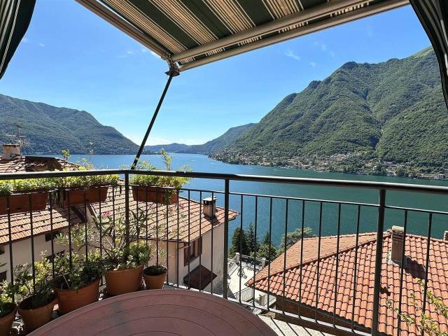 Villa in vendita a Pognana Lario