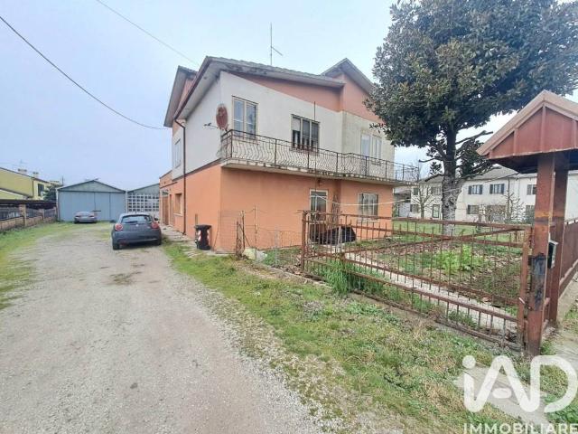 Villa in vendita a Polesella RO