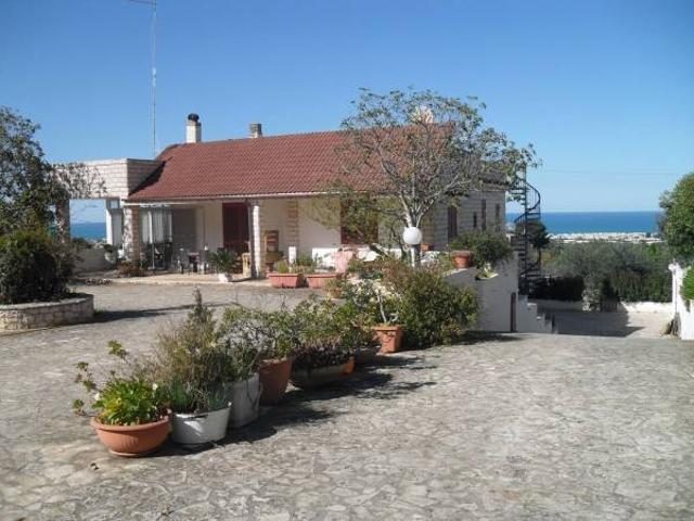 Villa in vendita a Polignano a Mare BA