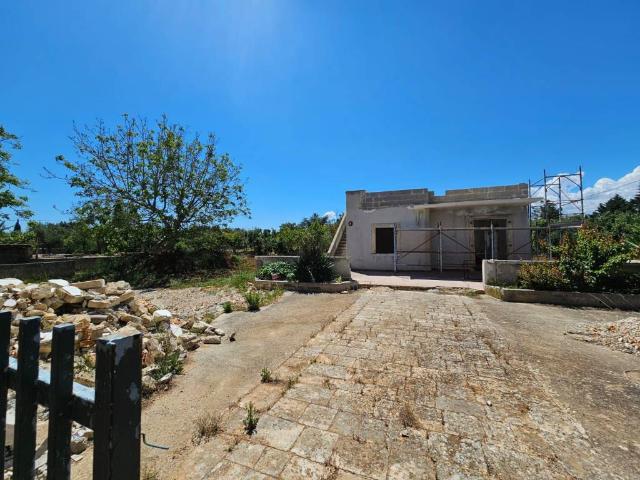 Villa in vendita a Polignano a Mare BA