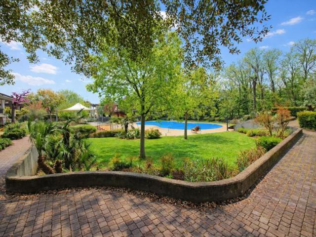 VILLA in VENDITA a POLPENAZZE DEL GARDA di 4 vani