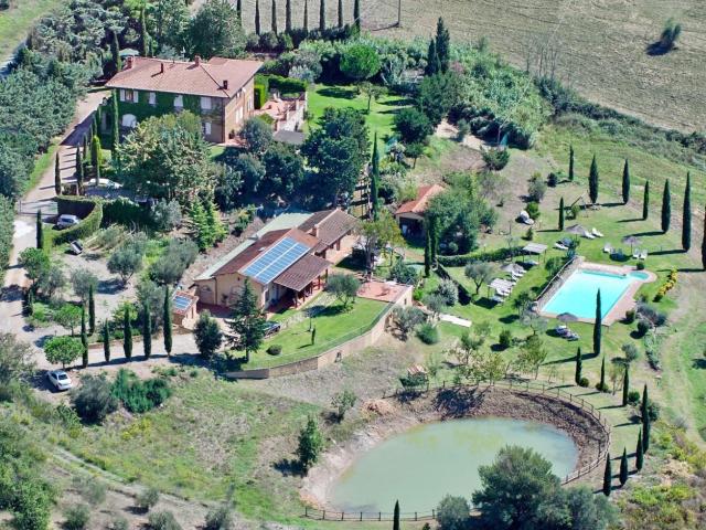 Villa in vendita a Pomarance