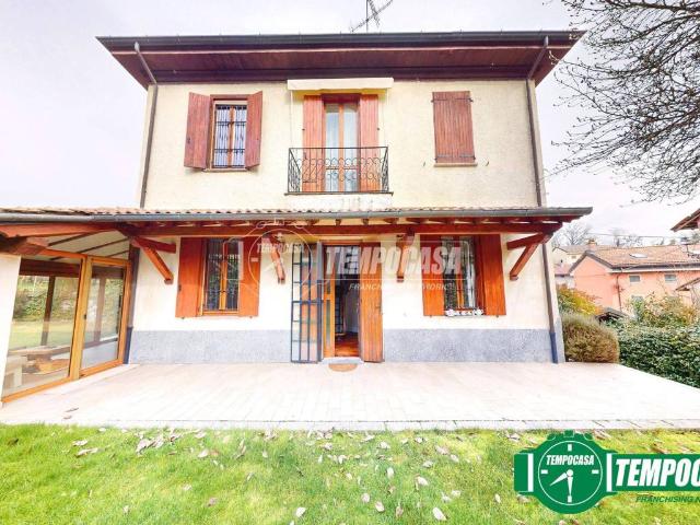 Villa in vendita a Pomaro Monferrato AL