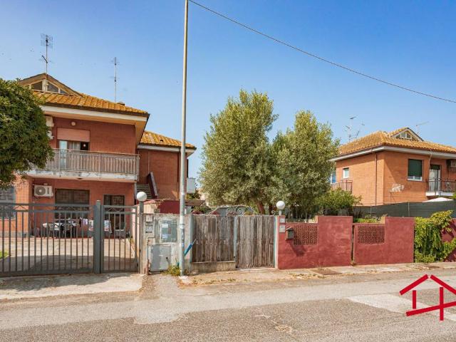 Villa in vendita a Pomezia RM