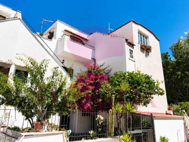 Villa in vendita a Pomezia RM