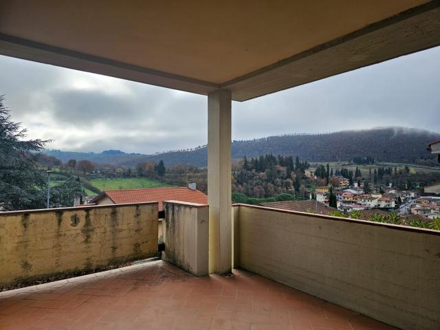 VILLA in VENDITA a PONTASSIEVE MOLINO DEL PIANO di 9 vani