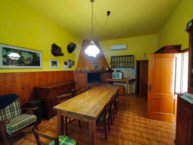Villa in vendita a Ponte a Egola San Miniato 350 mq Rif: 1395472