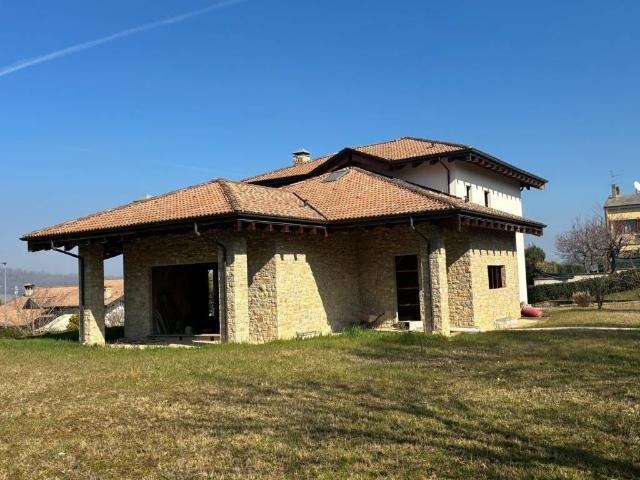 Villa in vendita a Ponte dell'Olio PC