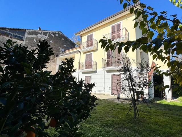 Villa in vendita a Pontecagnano Faiano SA