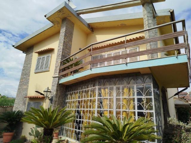 Villa in vendita a Pontecagnano Faiano SA