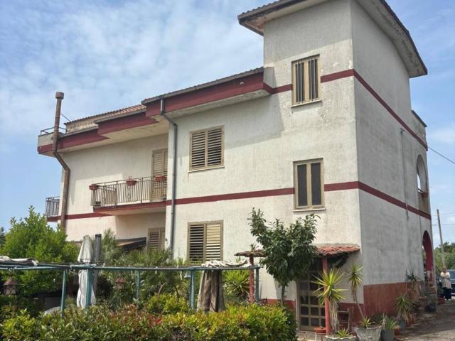 Villa in vendita a Pontecagnano Faiano SA