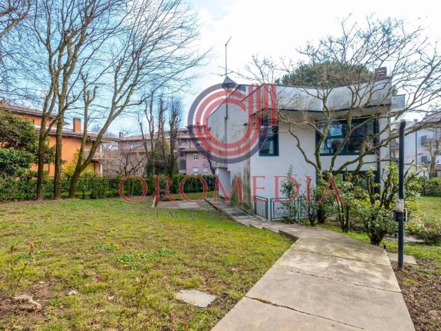 Villa in vendita a Ponteranica BG