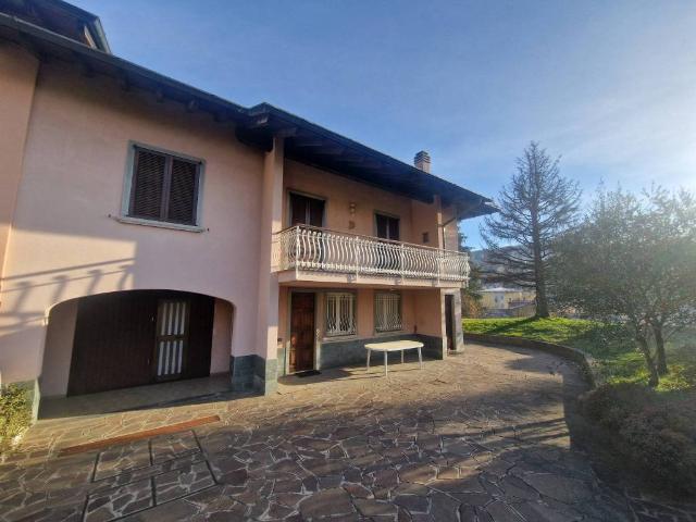 Villa in vendita a Ponteranica BG