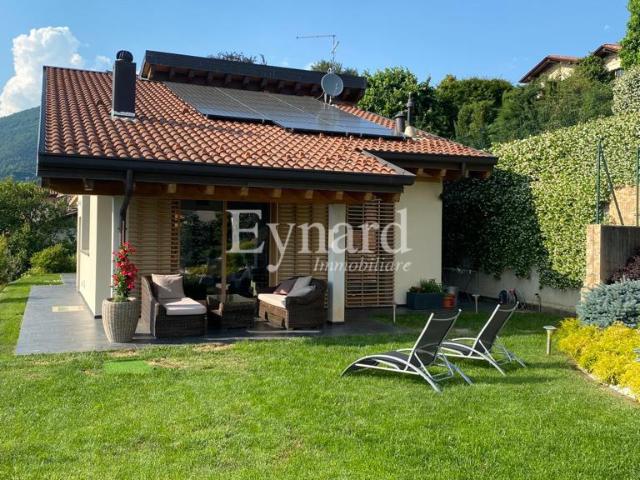VILLA in VENDITA a PONTERANICA PONTERANICA di 4 vani