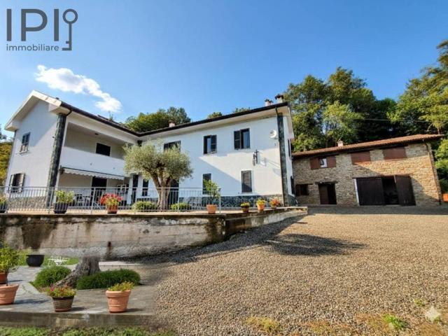 Villa in vendita a Ponti AL