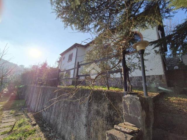 Villa in vendita a Ponzone AL
